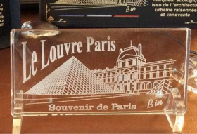 激光打標旅游紀念品，為您留住難忘一刻