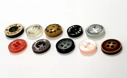 激光雕刻紐扣 細(xì)節(jié)成就完美