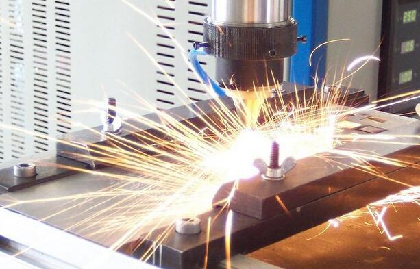 激光切割機(jī)如何切割穿孔？