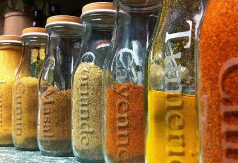 激光打標調(diào)料瓶，生活就是油鹽醬醋