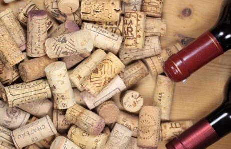 CO2激光打標機打紅酒瓶塞